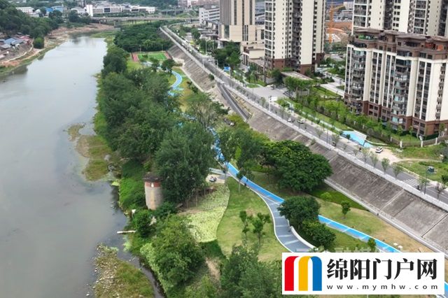 昔日乱石滩变身生态公园 河长制守护涪江碧水清流